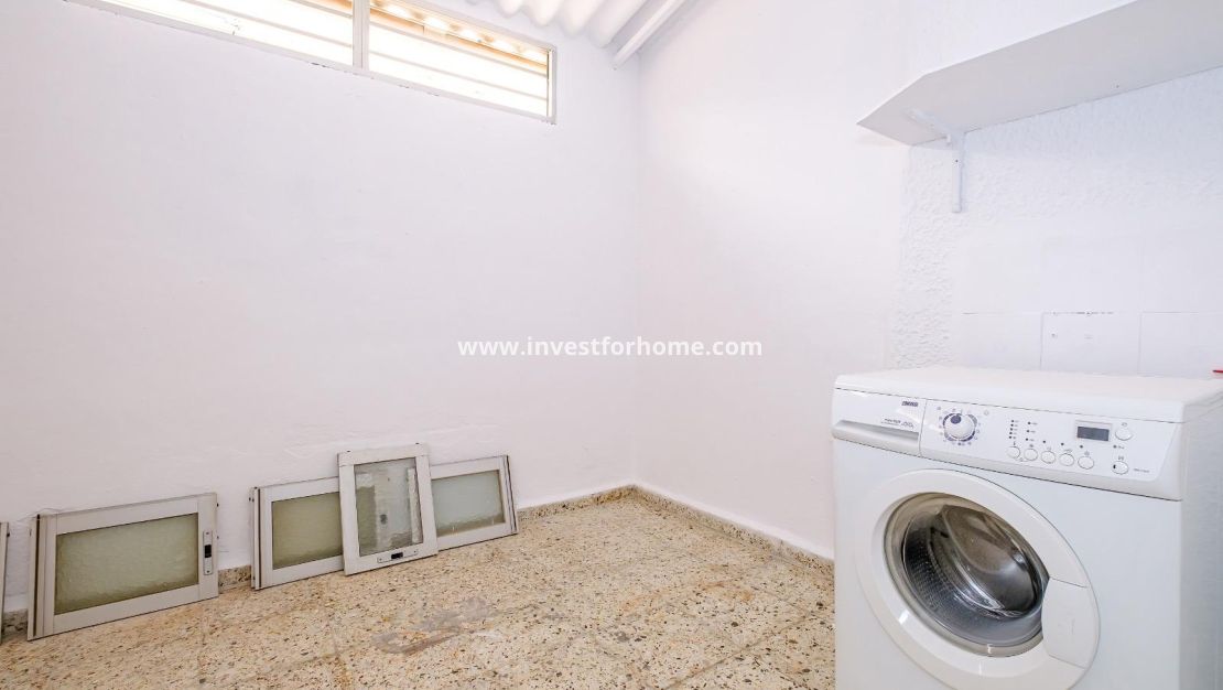 Reventa - Apartamento - Torrevieja - El Acequión - Los Náufragos