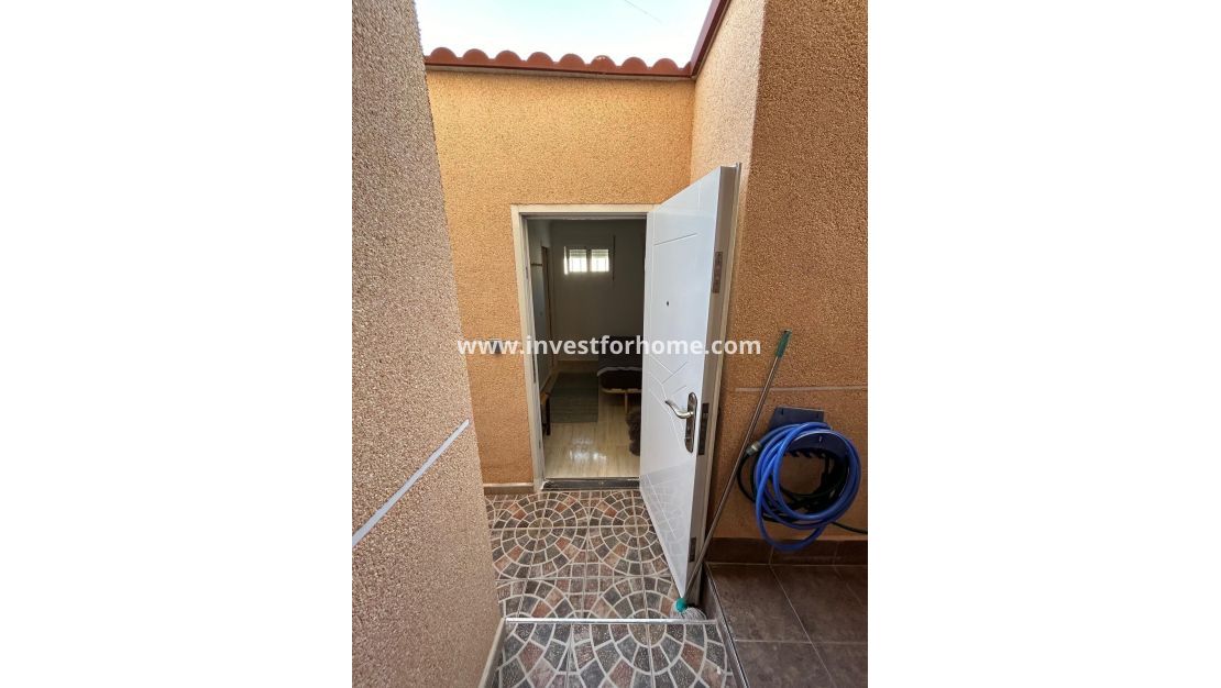 Reventa - Apartamento - Torrevieja - El Acequión - Los Náufragos