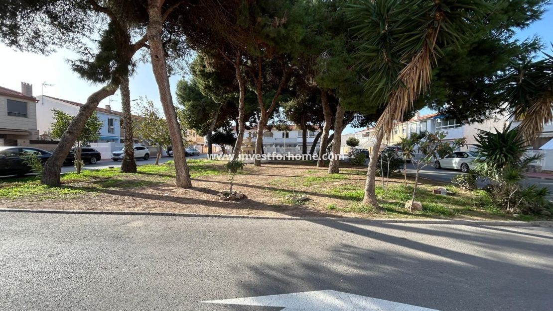 Reventa - Apartamento - Torrevieja - El Acequión - Los Náufragos