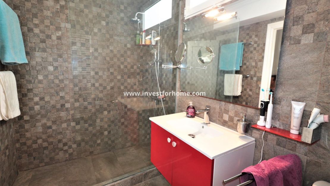 Reventa - Apartamento - Torrevieja - El Acequión - Los Náufragos