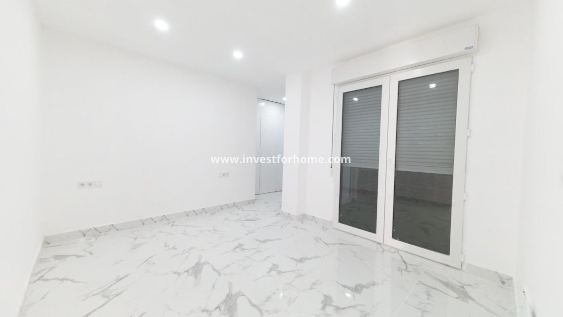 Reventa - Apartamento - Torrevieja - El Acequión - Los Náufragos