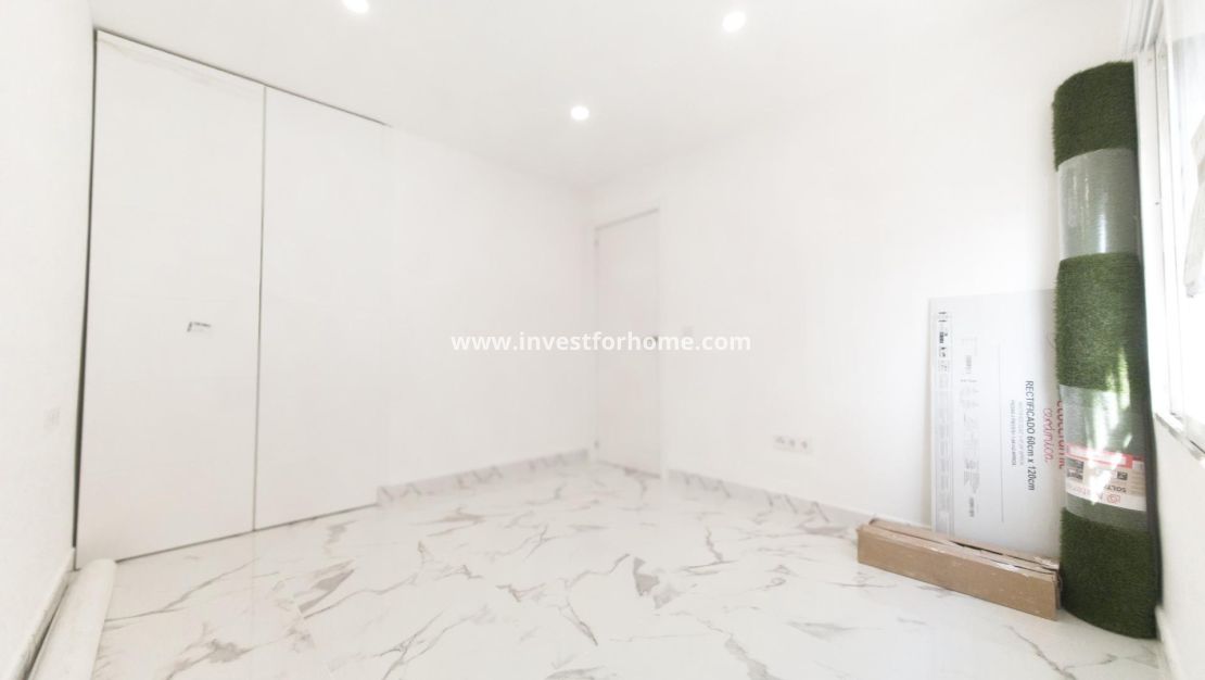 Reventa - Apartamento - Torrevieja - El Acequión - Los Náufragos