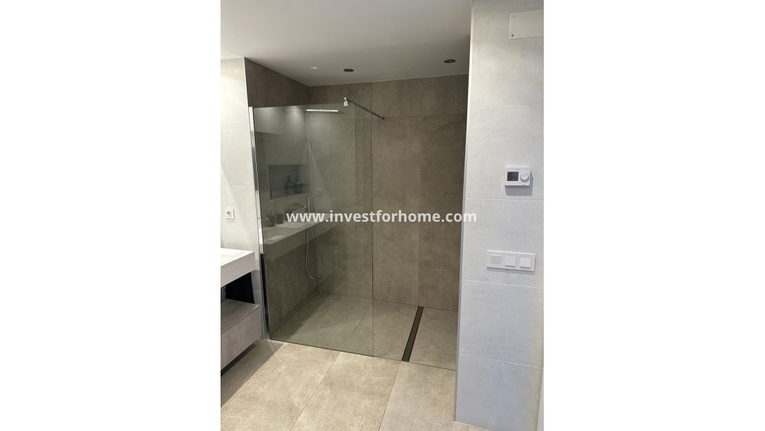 Reventa - Apartamento - Torrevieja - El Acequión - Los Náufragos