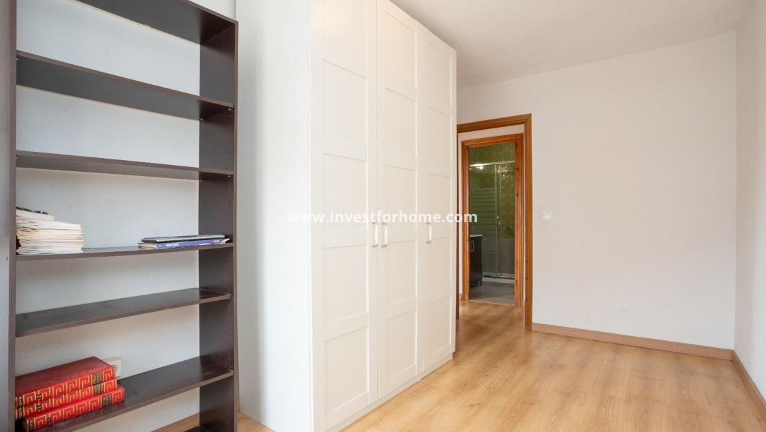 Reventa - Apartamento - Torrevieja - El Acequión - Los Náufragos