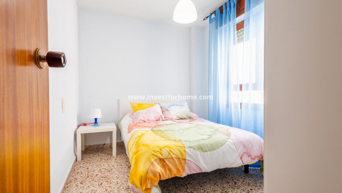 Reventa - Apartamento - Torrevieja - El Acequión - Los Náufragos