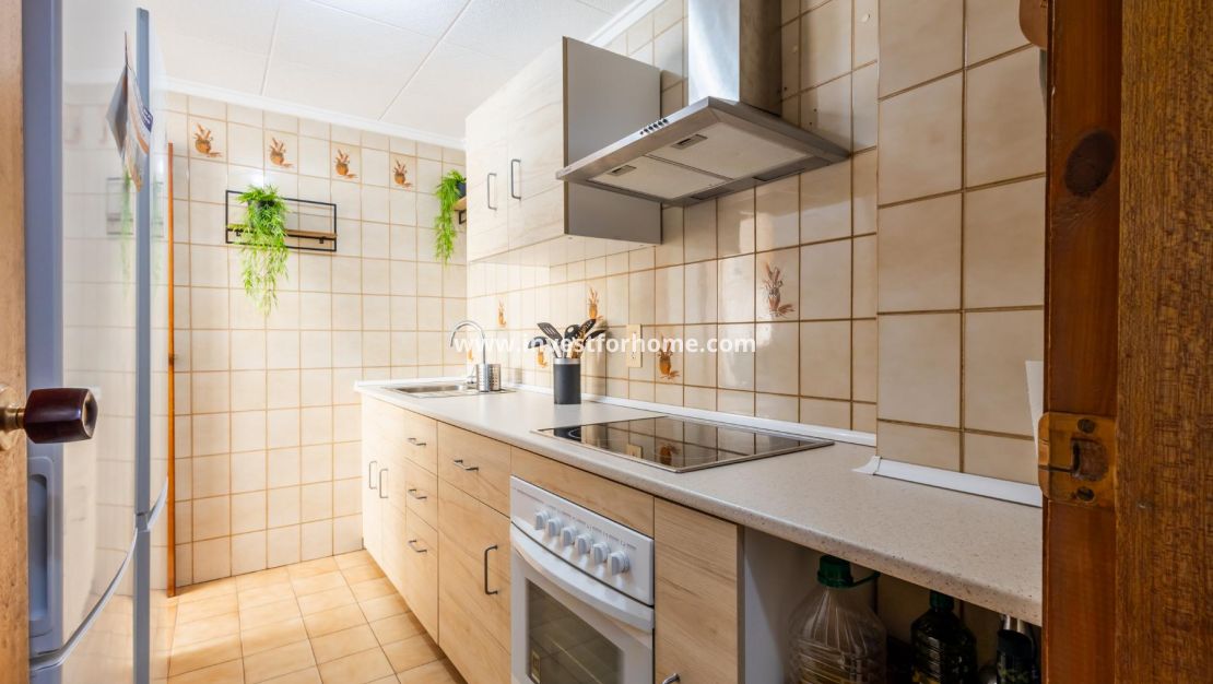 Reventa - Apartamento - Torrevieja - El Acequión - Los Náufragos