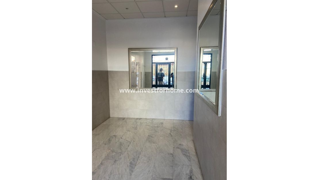 Reventa - Apartamento - Torrevieja - El Molino