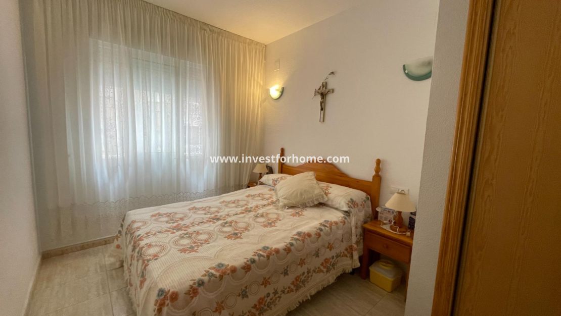 Reventa - Apartamento - Torrevieja - Estacion De Autobuses