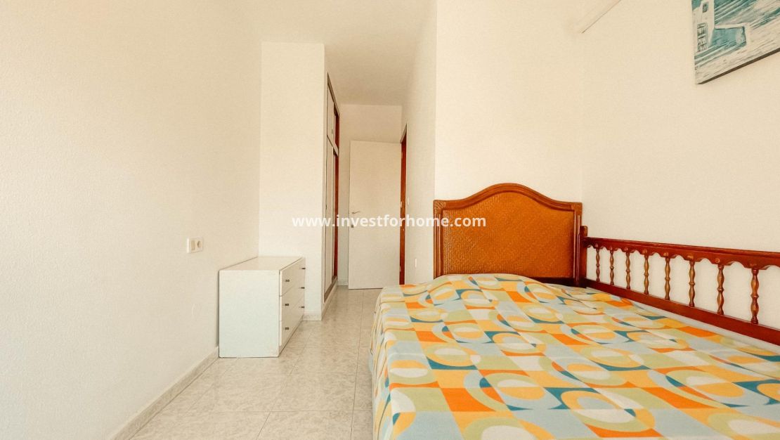 Reventa - Apartamento - Torrevieja - Estacion De Autobuses