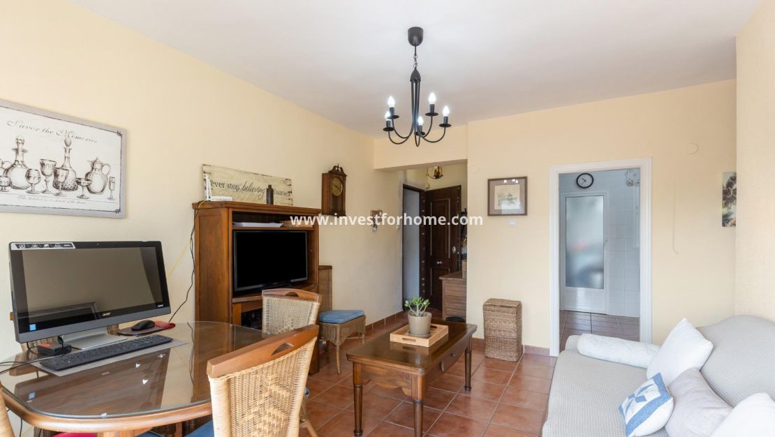 Reventa - Apartamento - Torrevieja - Estacion De Autobuses