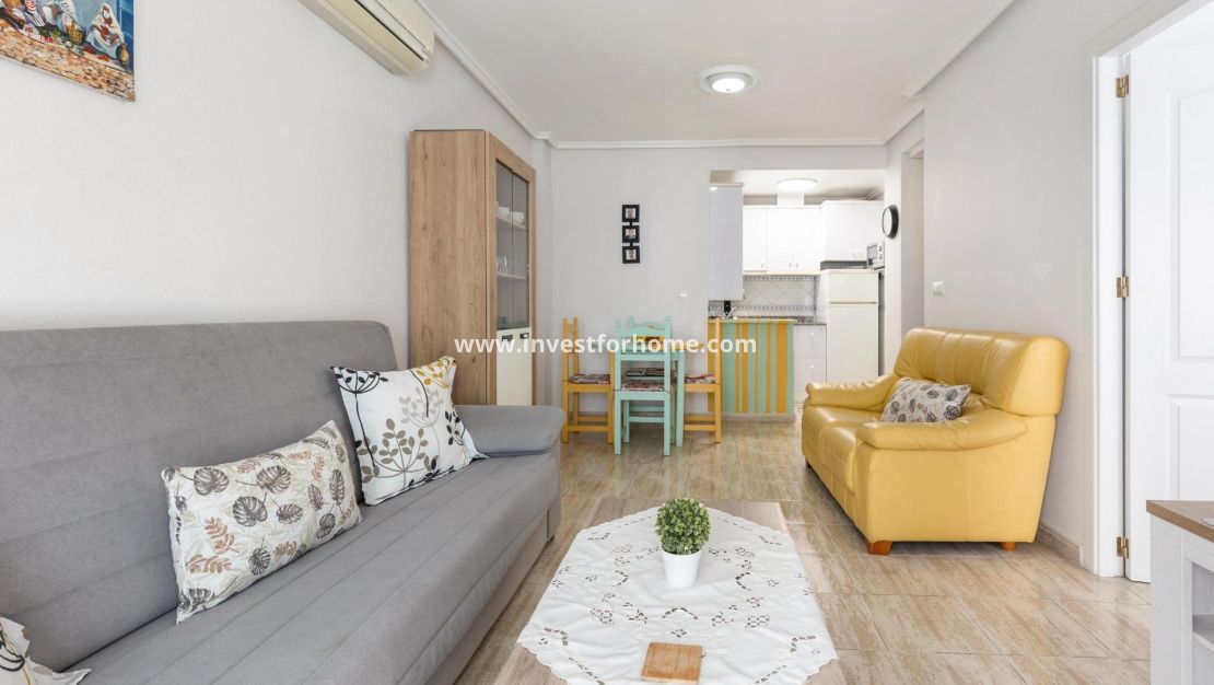 Reventa - Apartamento - Torrevieja - Estacion De Autobuses