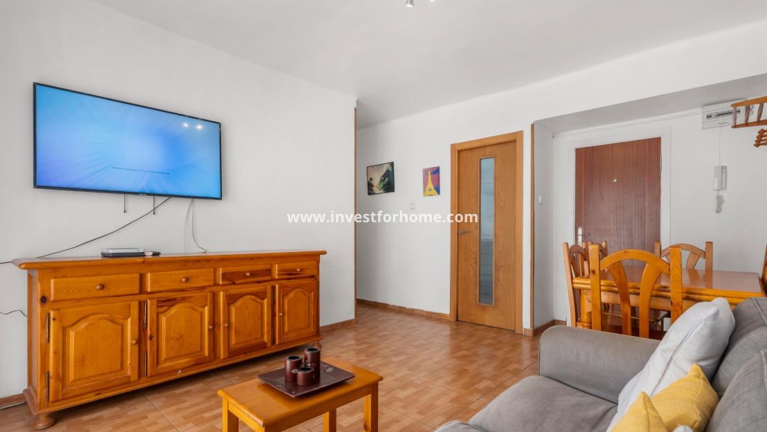 Reventa - Apartamento - Torrevieja - Estacion De Autobuses