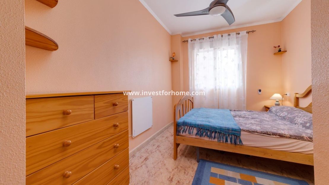 Reventa - Apartamento - Torrevieja - Estacion De Autobuses