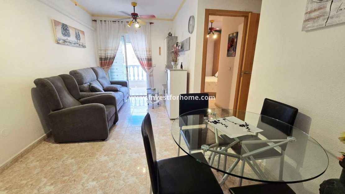 Reventa - Apartamento - Torrevieja - Estacion De Autobuses