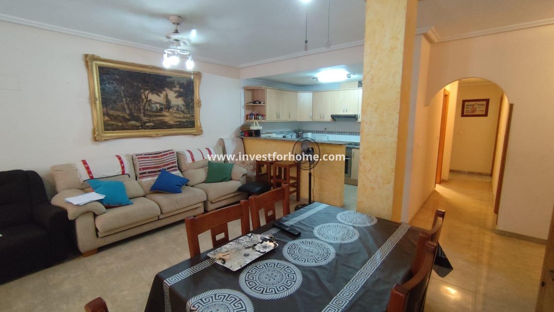 Reventa - Apartamento - Torrevieja - Estacion De Autobuses