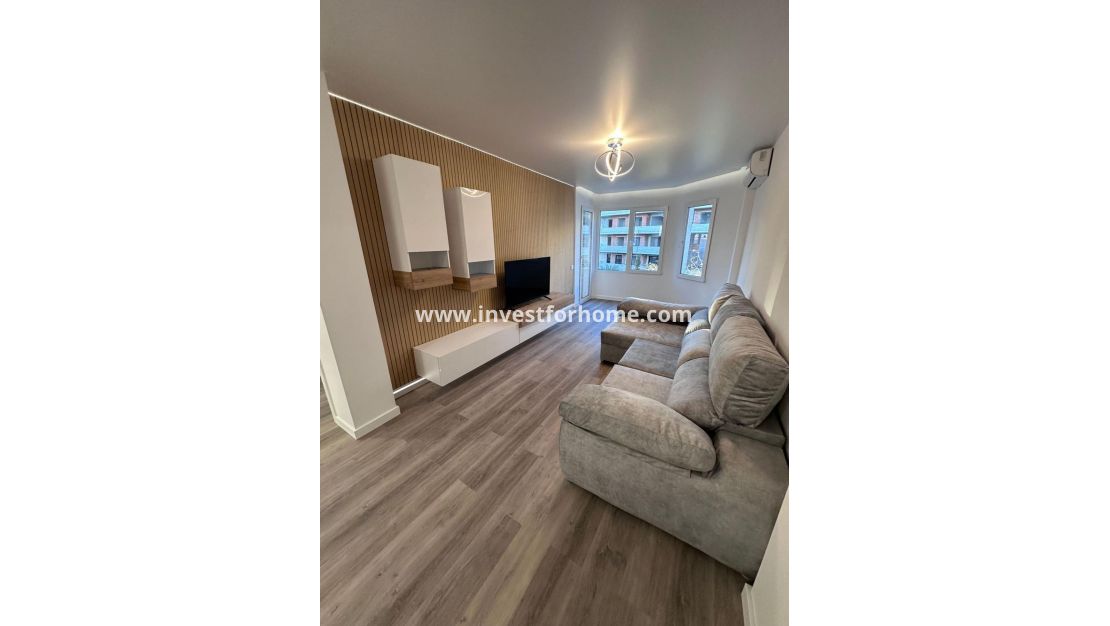 Reventa - Apartamento - Torrevieja - Estacion De Autobuses