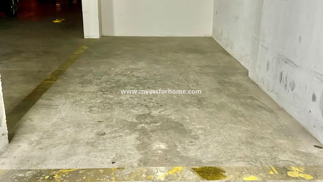 Reventa - Apartamento - Torrevieja - Estacion De Autobuses