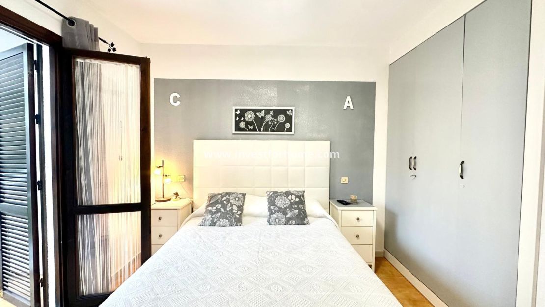 Reventa - Apartamento - Torrevieja - Estacion De Autobuses