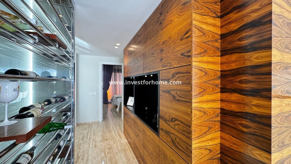 Reventa - Apartamento - Torrevieja - Estacion De Autobuses