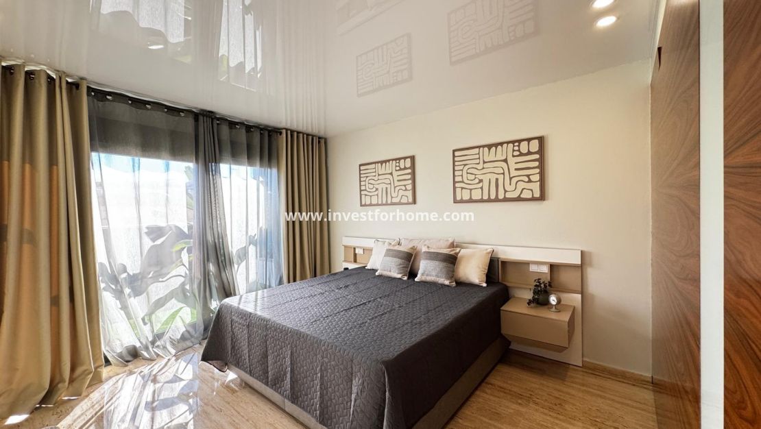 Reventa - Apartamento - Torrevieja - Estacion De Autobuses