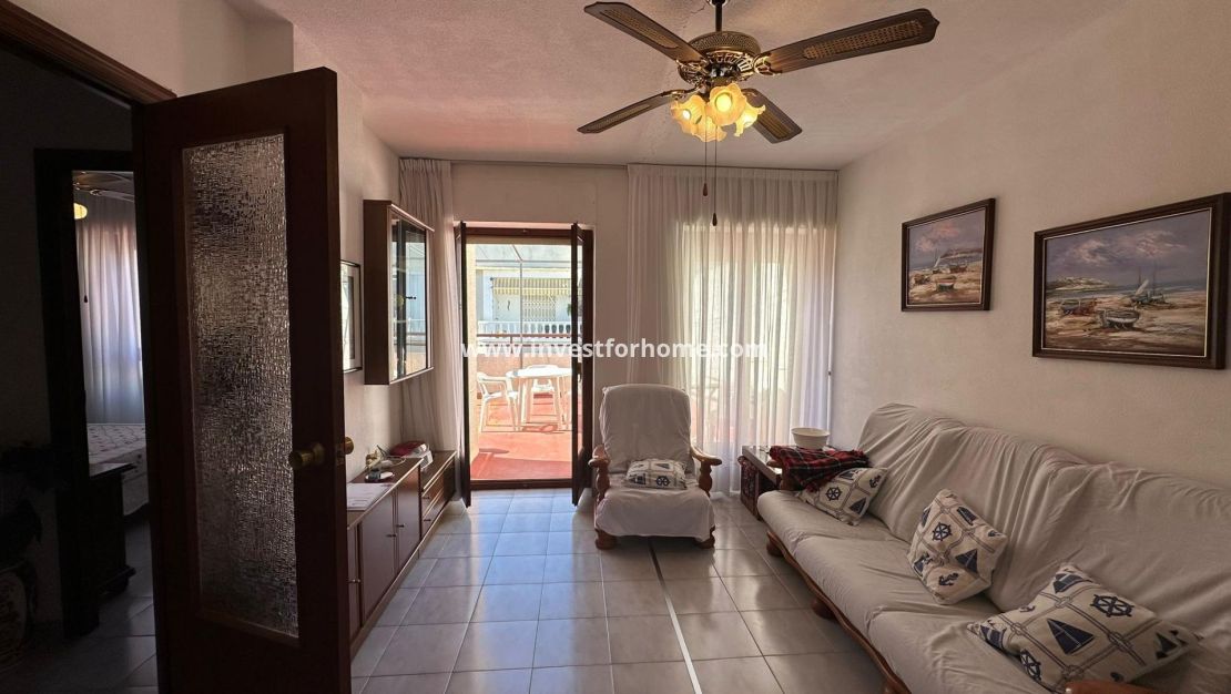 Reventa - Apartamento - Torrevieja - Estacion De Autobuses