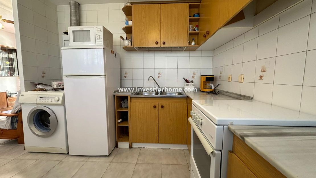 Reventa - Apartamento - Torrevieja - Estacion De Autobuses