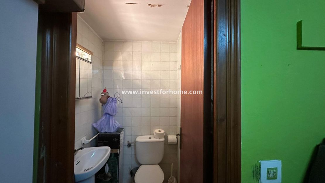 Reventa - Apartamento - Torrevieja - Estacion De Autobuses