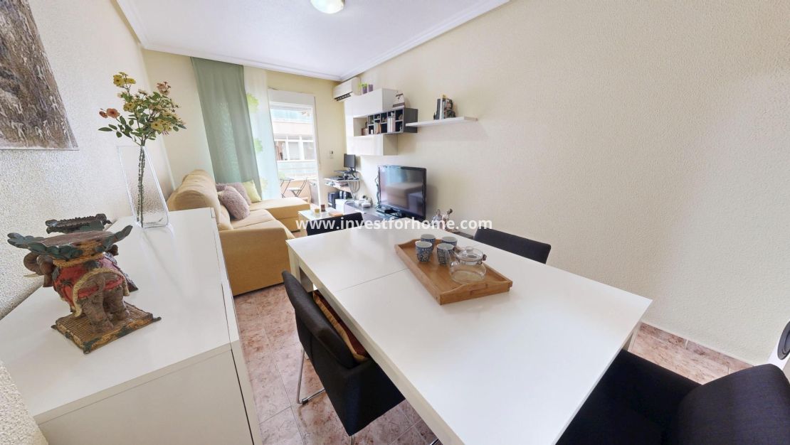 Reventa - Apartamento - Torrevieja - Estacion De Autobuses