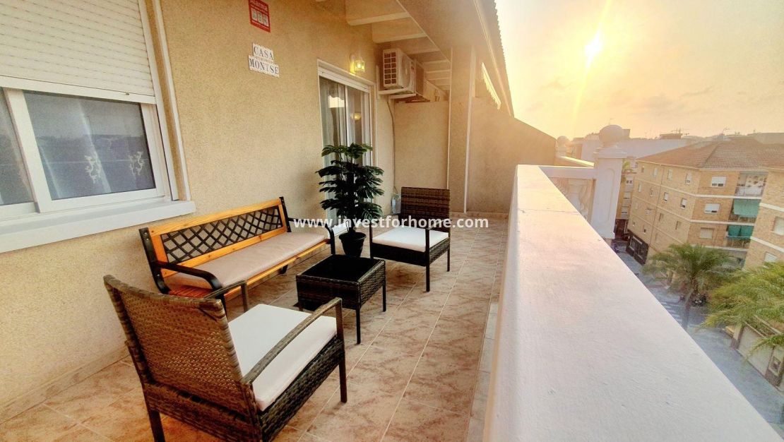 Reventa - Apartamento - Torrevieja - Estacion De Autobuses