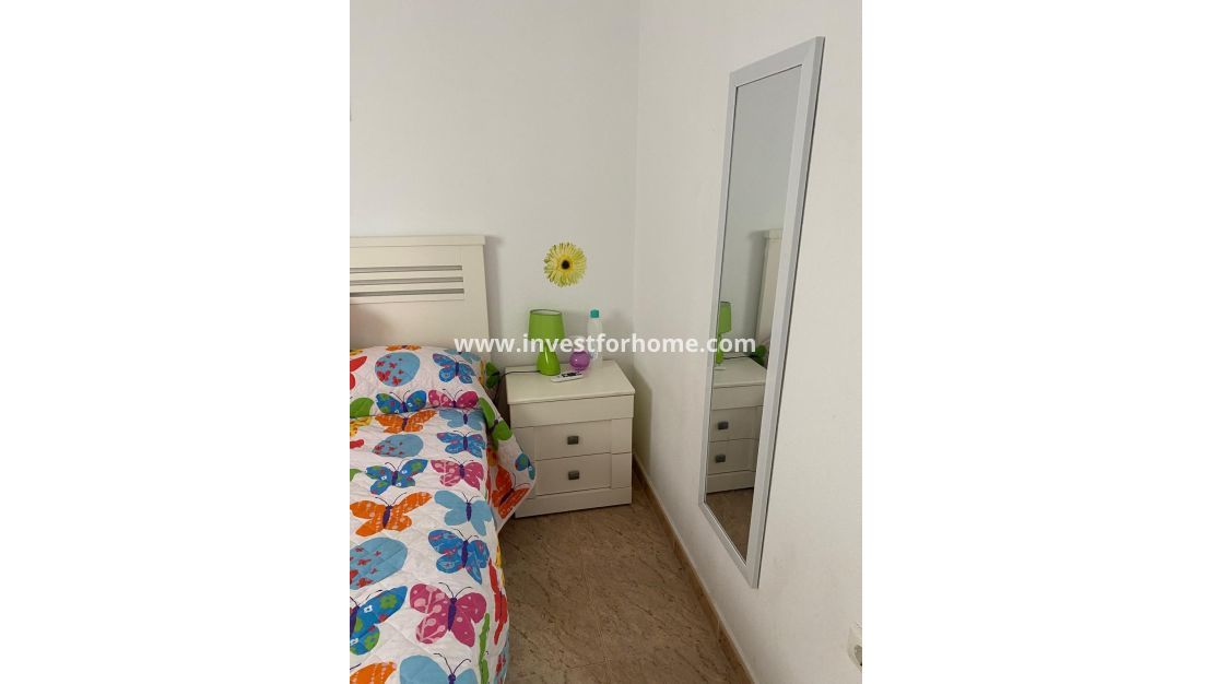 Reventa - Apartamento - Torrevieja - Estacion De Autobuses