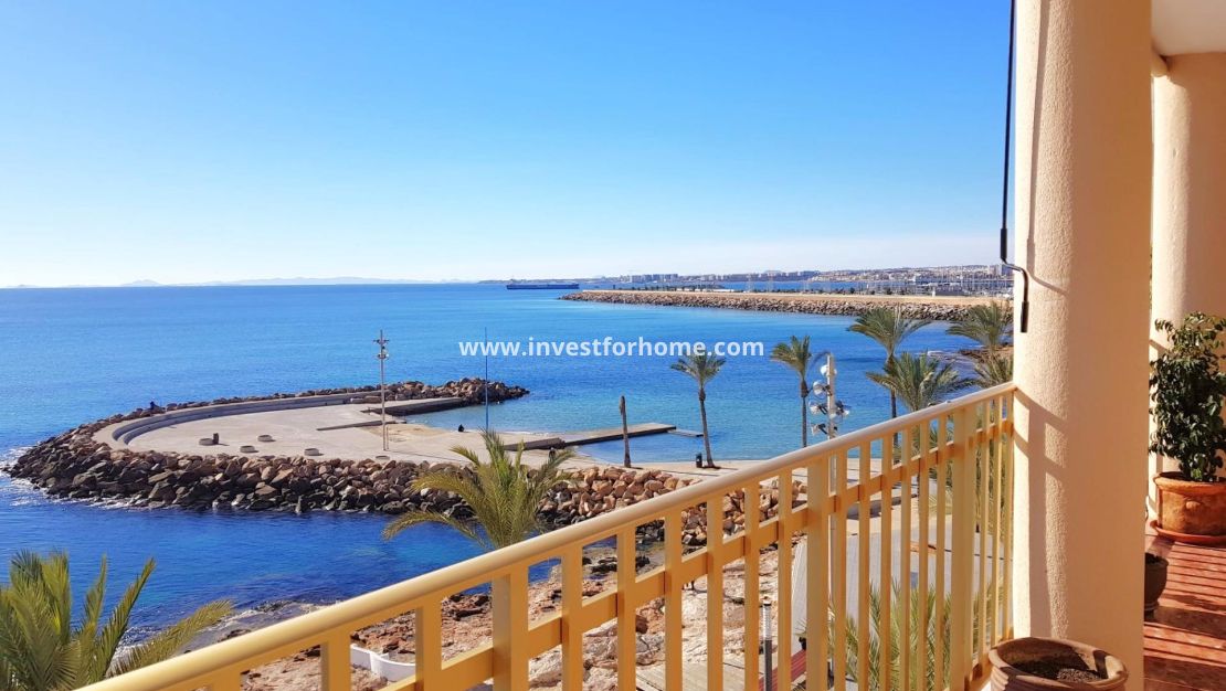 Reventa - Apartamento - Torrevieja - Estacion De Autobuses