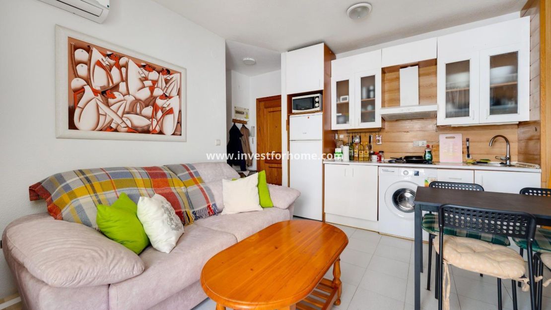 Reventa - Apartamento - Torrevieja - Estacion De Autobuses