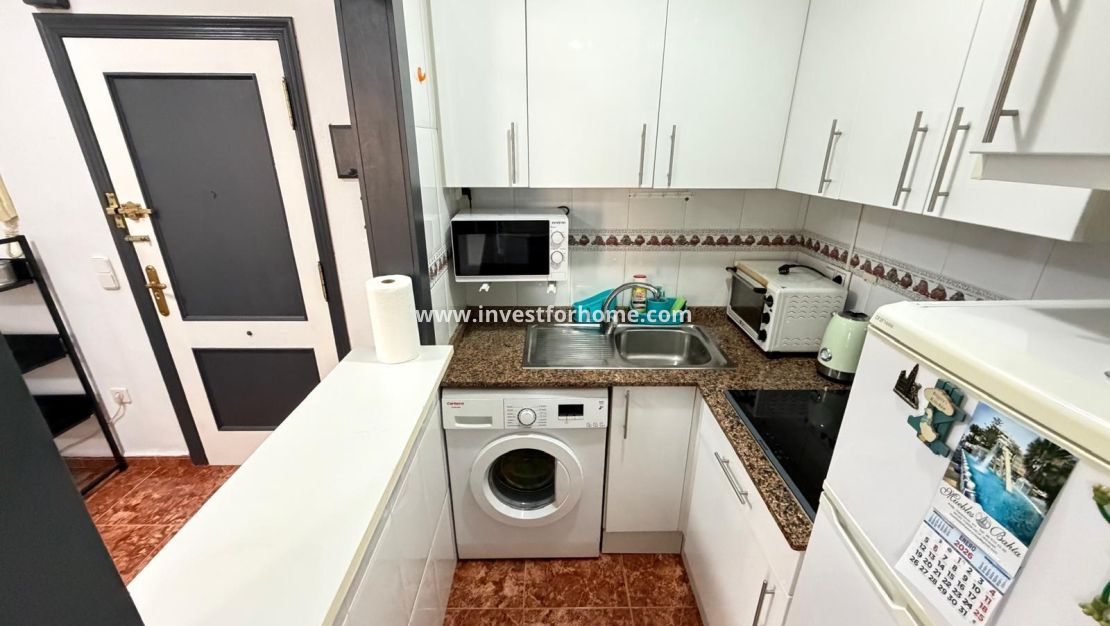 Reventa - Apartamento - Torrevieja - Estacion De Autobuses
