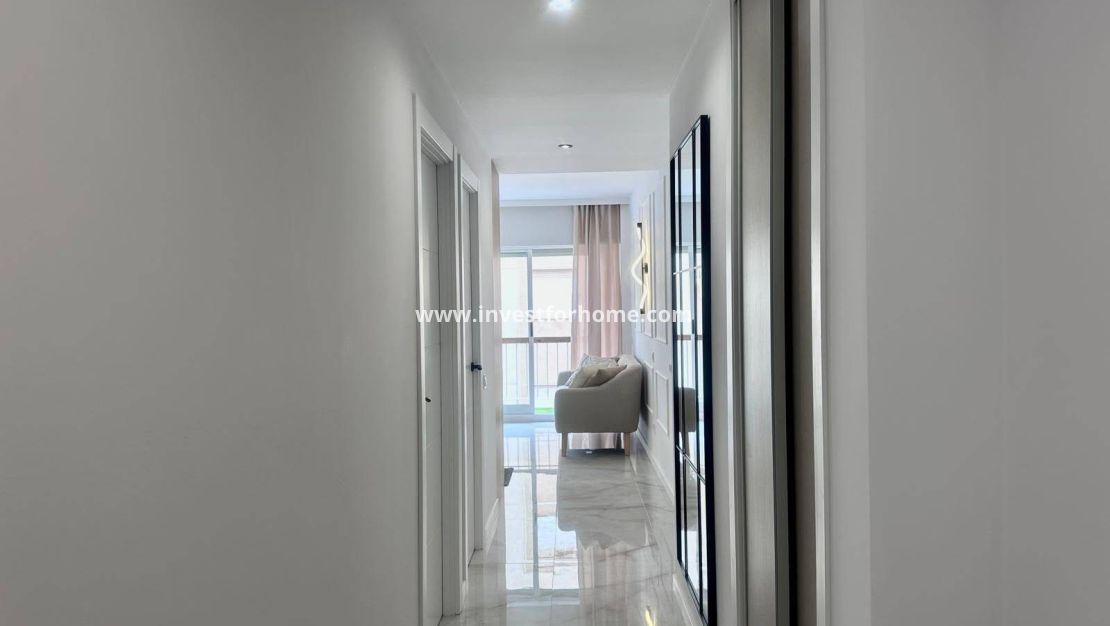 Reventa - Apartamento - Torrevieja - Estacion De Autobuses