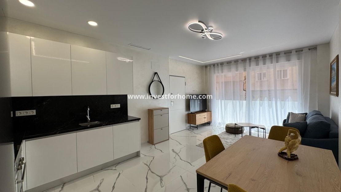 Reventa - Apartamento - Torrevieja - Estacion De Autobuses