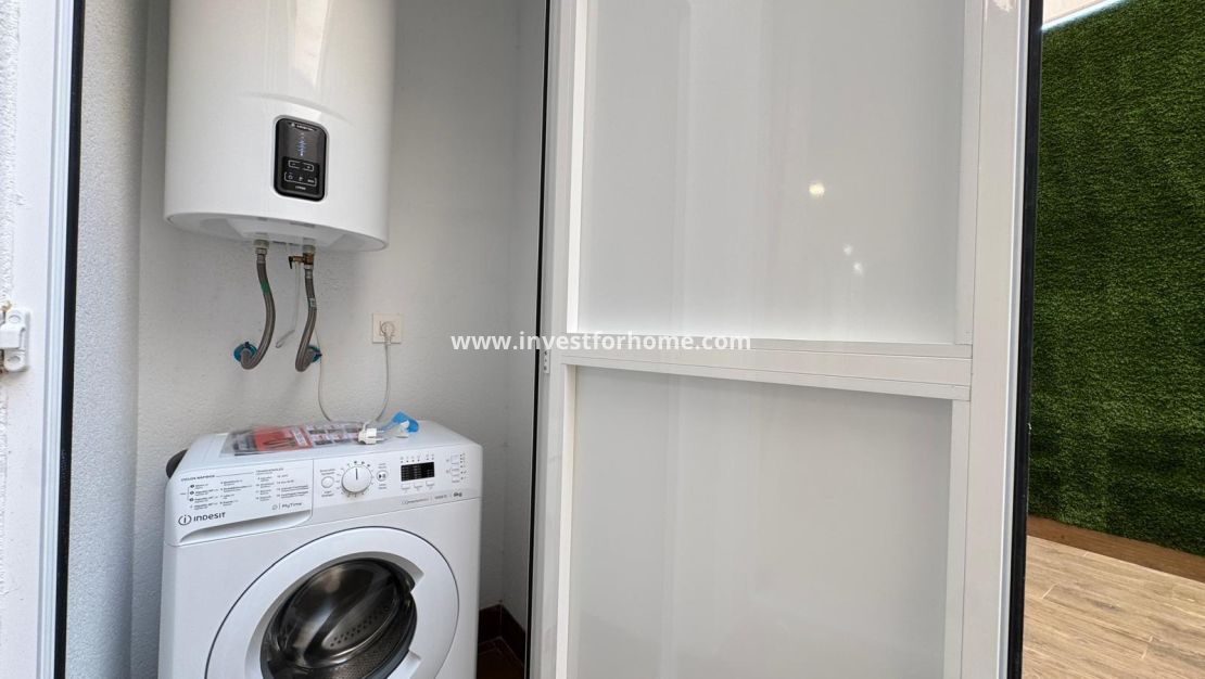 Reventa - Apartamento - Torrevieja - Estacion De Autobuses