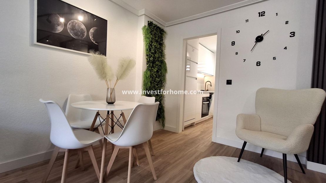 Reventa - Apartamento - Torrevieja - Estacion De Autobuses