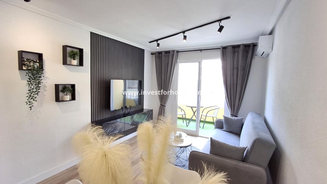 Reventa - Apartamento - Torrevieja - Estacion De Autobuses