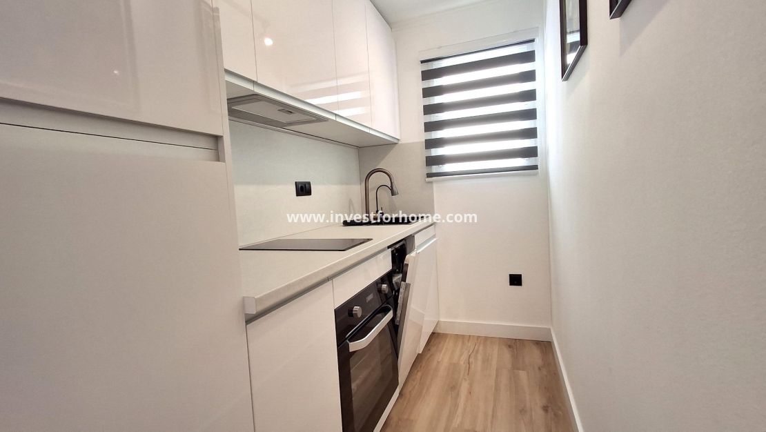Reventa - Apartamento - Torrevieja - Estacion De Autobuses