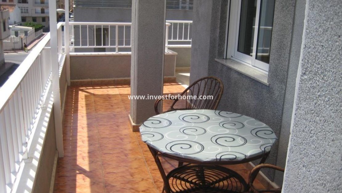 Reventa - Apartamento - Torrevieja - Estacion De Autobuses