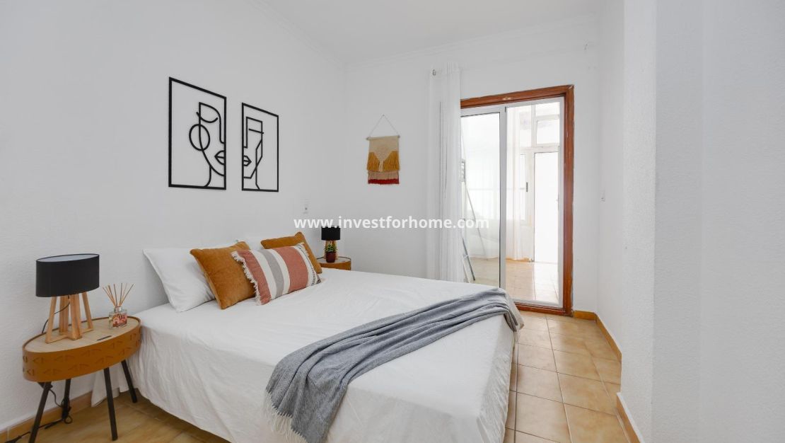 Reventa - Apartamento - Torrevieja - Estacion De Autobuses