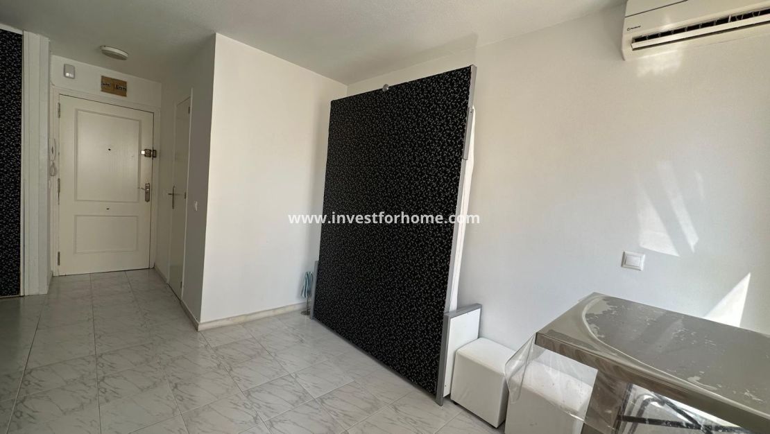 Reventa - Apartamento - Torrevieja - Estacion De Autobuses