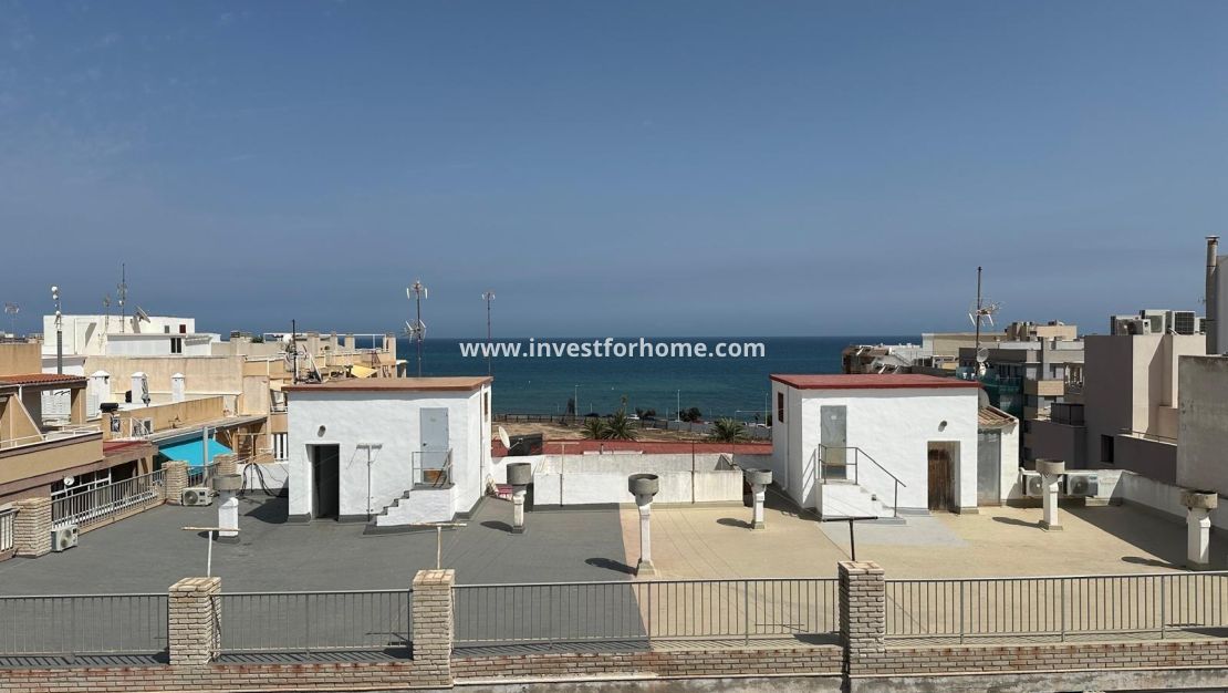 Reventa - Apartamento - Torrevieja - Estacion De Autobuses