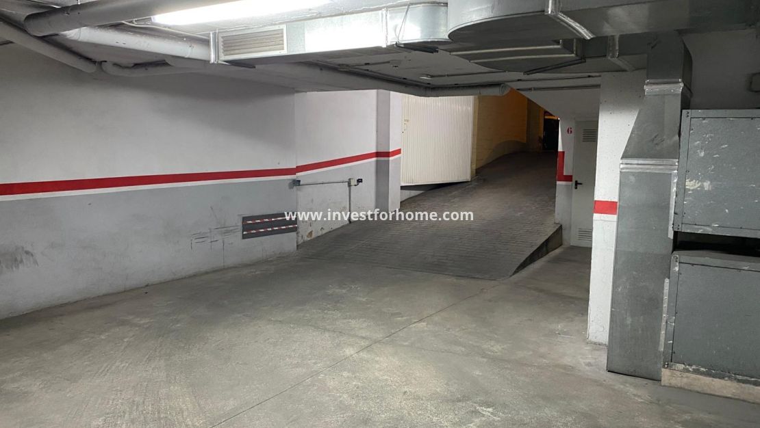 Reventa - Apartamento - Torrevieja - Estacion De Autobuses