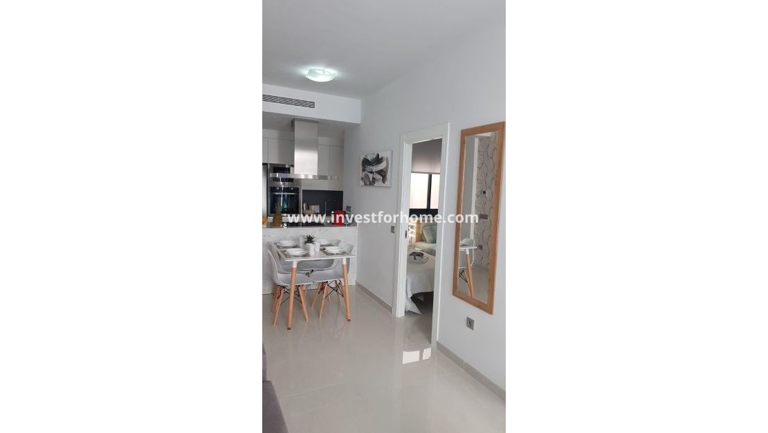 Reventa - Apartamento - Torrevieja - Estacion De Autobuses