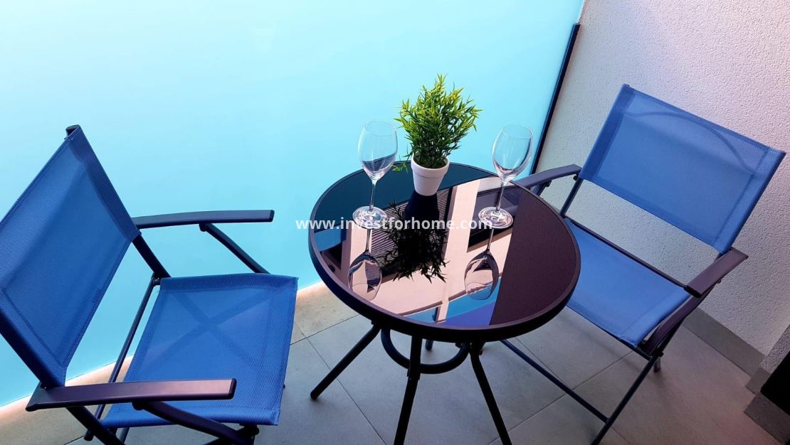 Reventa - Apartamento - Torrevieja - Estacion De Autobuses