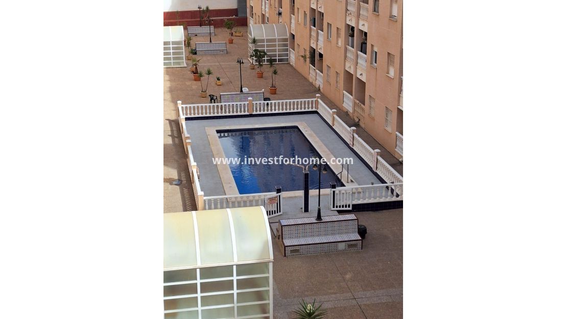 Reventa - Apartamento - Torrevieja - Estacion De Autobuses
