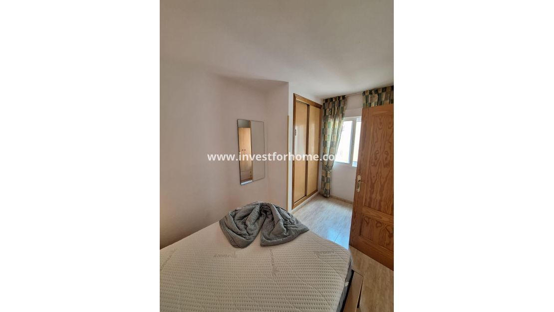 Reventa - Apartamento - Torrevieja - Estacion De Autobuses