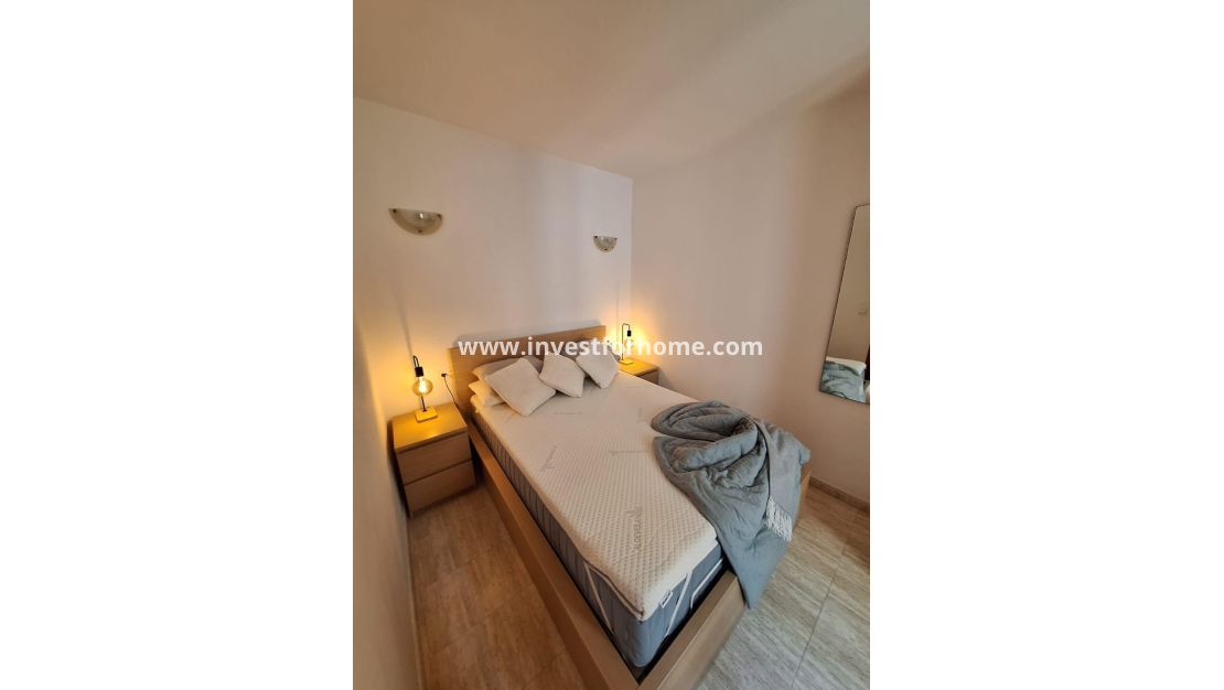 Reventa - Apartamento - Torrevieja - Estacion De Autobuses