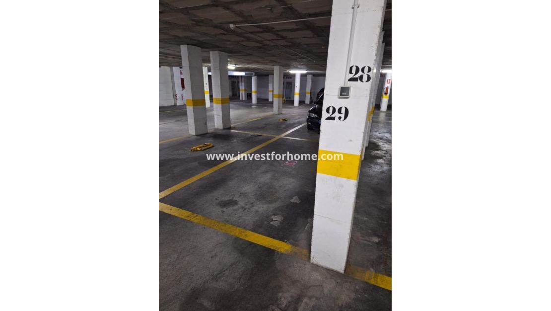 Reventa - Apartamento - Torrevieja - Estacion De Autobuses